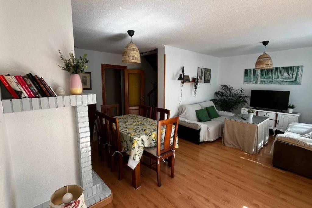 Casa De 5 Habitaciones Hasta 9 Plazas, La Casilla En Durcal, Granada Ngoại thất bức ảnh