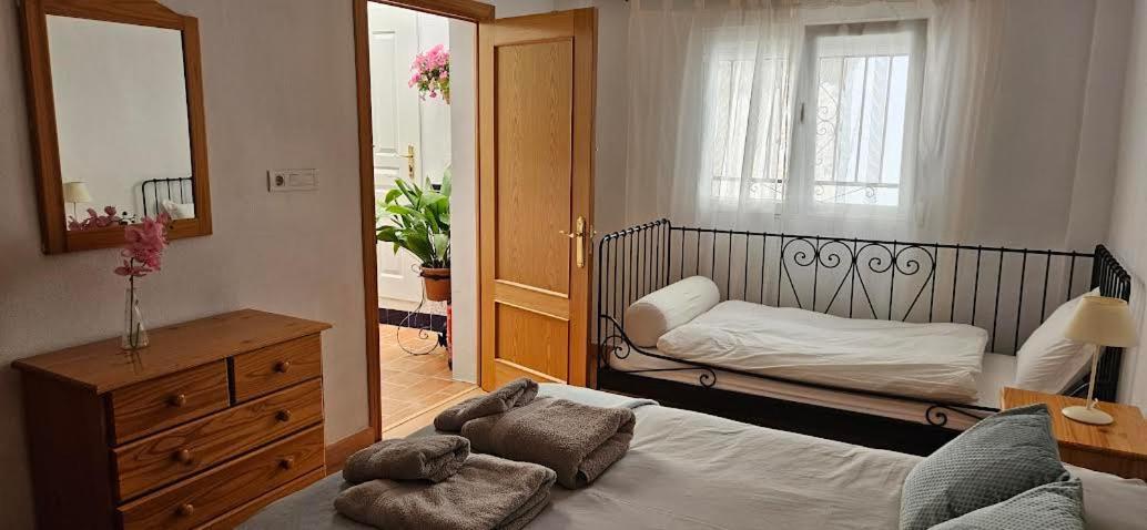 Casa De 5 Habitaciones Hasta 9 Plazas, La Casilla En Durcal, Granada Ngoại thất bức ảnh